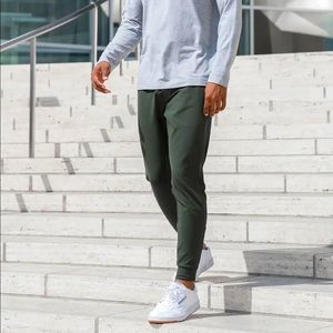 Public Rec Joggers! 🫒. Dark olive green, size 32x30